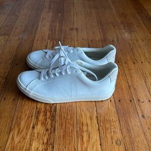 VEJA Esplar Leather Logo Sneakers White Size 8